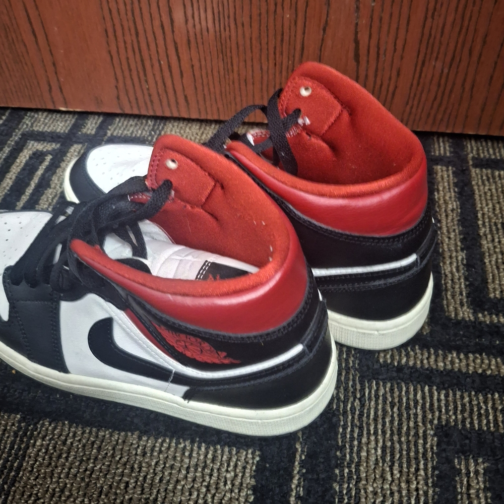 Nike Air Jordan High-Top Sneakers - Picture 2 of 5